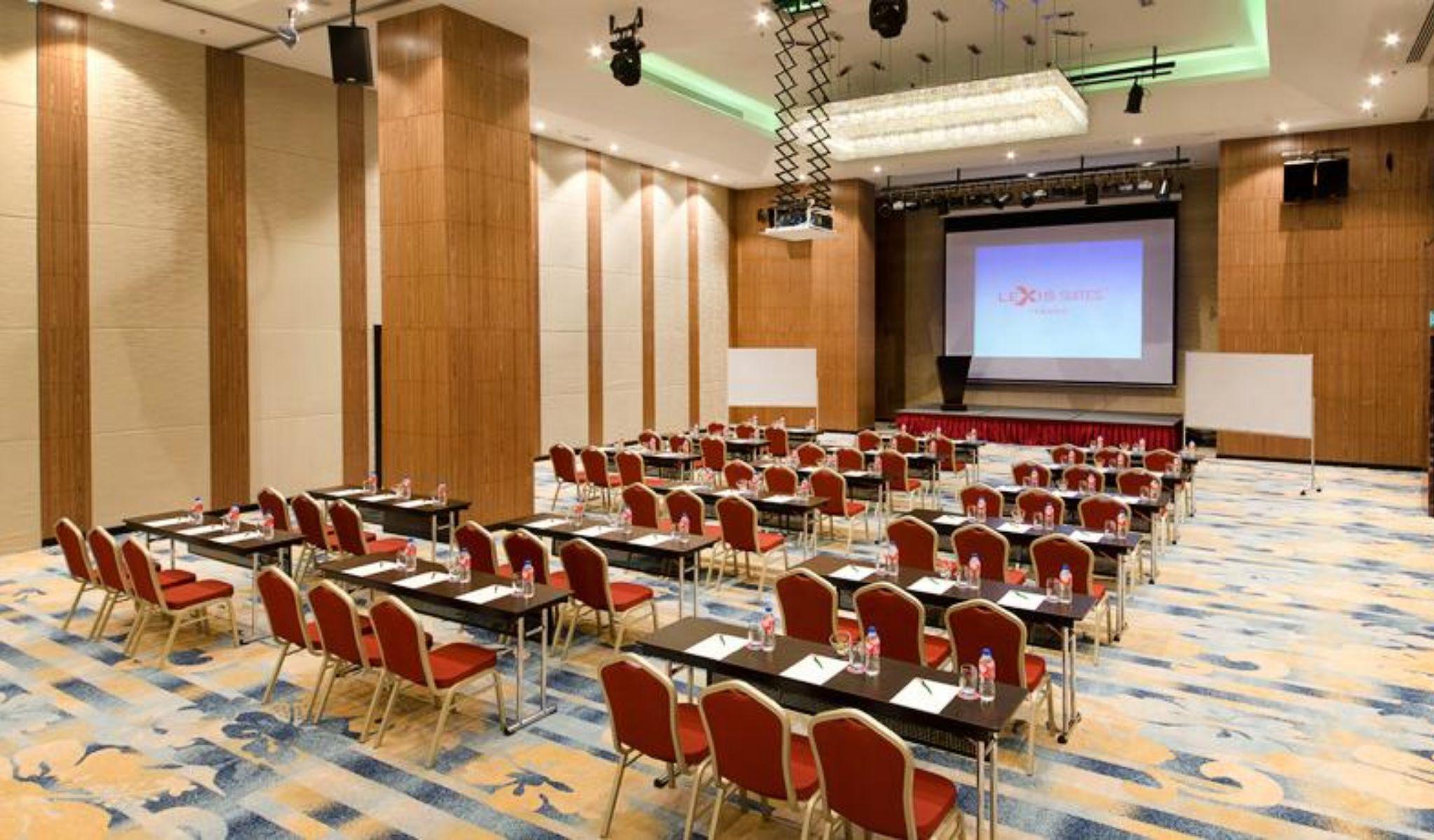 فندق ليكسز سويتس بينانغ بيان ليباس المظهر الخارجي الصورة The Grand Ballroom
